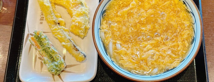 丸亀製麺 is one of Steve ‘Pudgy’さんの保存済みスポット.