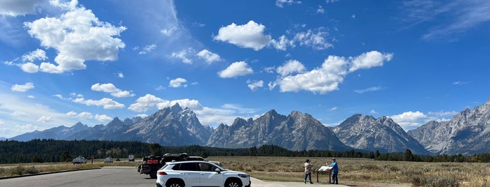 Grand Teton National Park is one of Holiday Destinations 🗺.