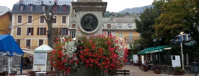 Barcelonnette is one of BNS.