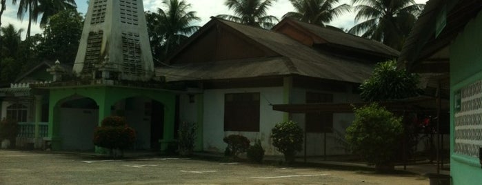 Masjid Pondok Hidayah is one of Masjid & Surau, MY #1.