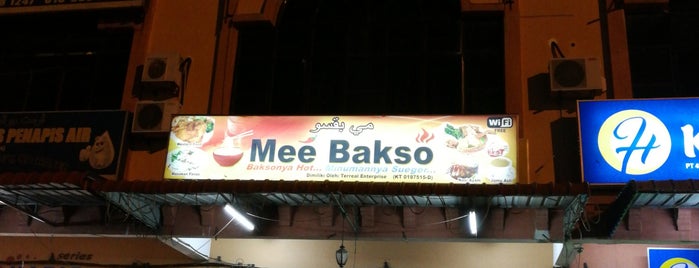 Restoran Nasi Padang Dan Mee Bakso Tanah Merah is one of @Tanah Merah, Kelantan.