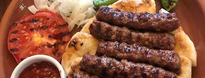 Kufta Biga Köftecisi is one of Lugares favoritos de DOĞAN.