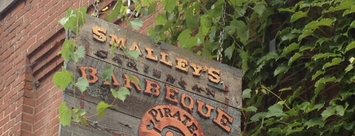 Smalley's Caribbean Barbeque and Pirate Bar is one of Diners, Drive-ins & Dives: MINNESOTA.