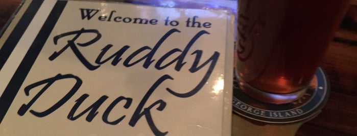 Ruddy Duck Brewery & Grill is one of Orte, die Ted gefallen.