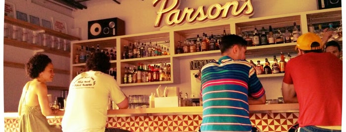 Parson's Chicken & Fish is one of Chicago Food Recs.