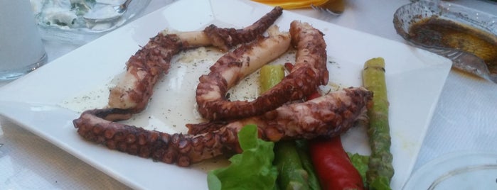 İbrice Balık Restaurant is one of Damla’s Tips.