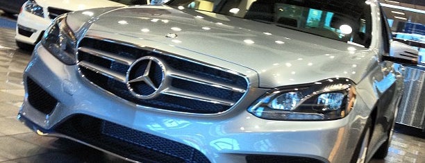 Mercedes-Benz of Chandler is one of Locais curtidos por Justin Eats.