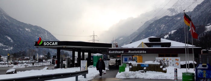 Gotthard Raststätte is one of Orte, die Dirk gefallen.