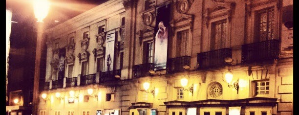 Teatro Español is one of สถานที่ที่ Diego ถูกใจ.