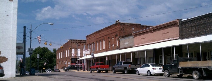 Town of Hillsboro is one of Towns of Indiana: Central Edition.