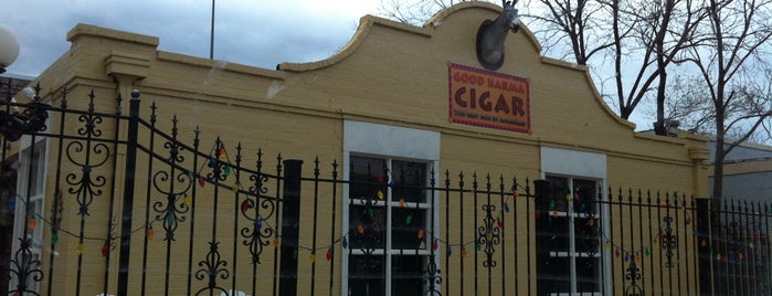 Good Karma Cigars is one of La Palina Retailers.