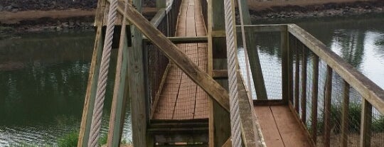 Hanapepe Swinging Bridge is one of Tempat yang Disukai Michelle.