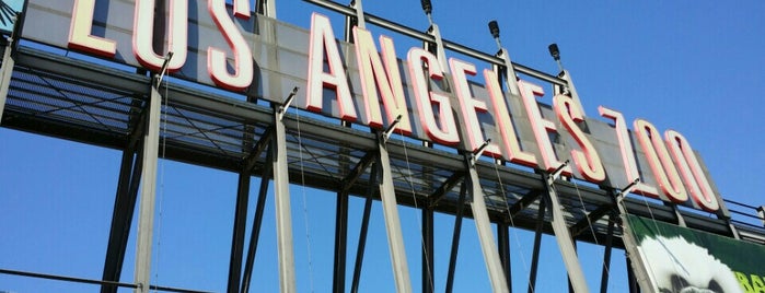 Los Angeles Zoo & Botanical Gardens is one of Michelle 님이 좋아한 장소.