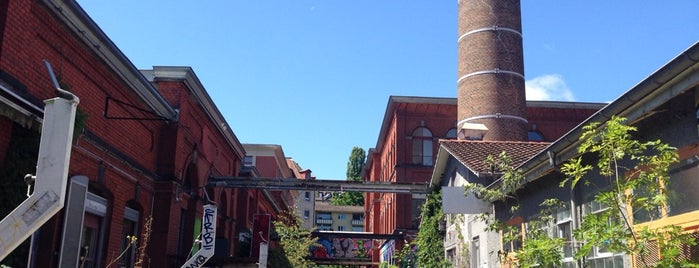 Rote Fabrik is one of Zürich Ausgang.