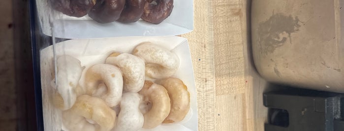 Danny's Mini Donuts is one of Places to see next.