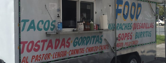 taqueria el charrito is one of Locais salvos de Kimmie.