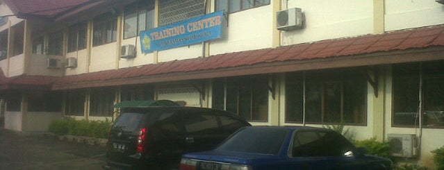 Training Center Unsyiah is one of Komplek Universitas Syiah Kuala.
