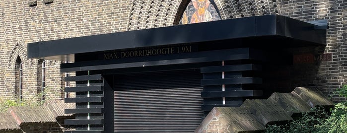 Christus Koningkerk is one of Kerken in Rotterdam 🇳🇬.