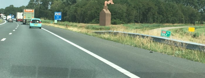 Ketelhuisje - Monument voor de Noordoostpolder is one of Noordoostpolder.