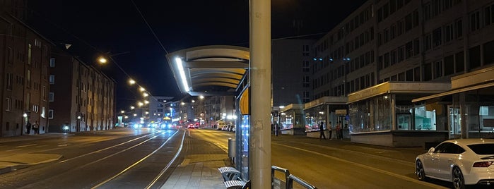 H Altmarkt / Regierungspräsidium is one of Straßenbahn + Bus Kassel.