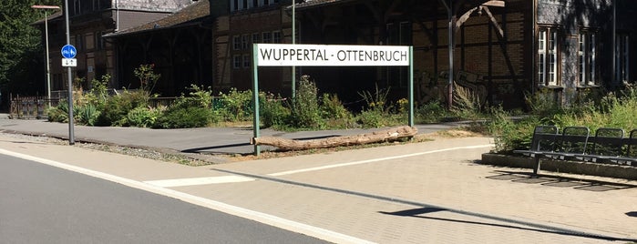 Bahnhof Wuppertal-Ottenbruch is one of Nordbahnstrasse 🚲.