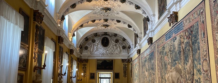 Galleria degli Arazzi is one of Stresa 🇮🇹.
