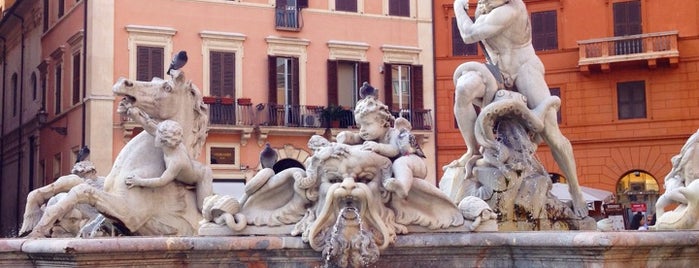 Fontana del Nettuno is one of Fountains in Rome.