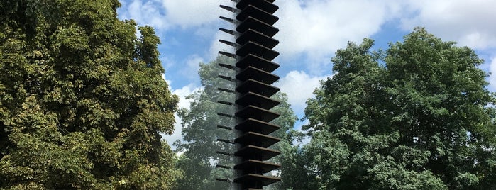 Wasserplastik is one of Skulptur Projekte Münster 2017.