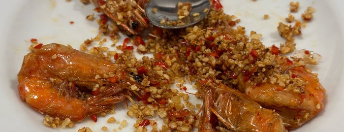 Laem Cha-Reon Seafood is one of Bangkok.