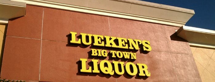 Luekens Liquors is one of Amanda'nın Beğendiği Mekanlar.