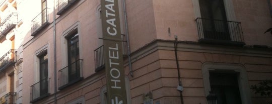 Hotel Catalonia Las Cortes is one of สถานที่ที่ Willy W ถูกใจ.