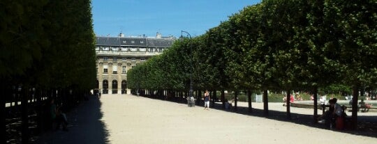 Jardín Del Palacio Real is one of 1er arrondissement de Paris.