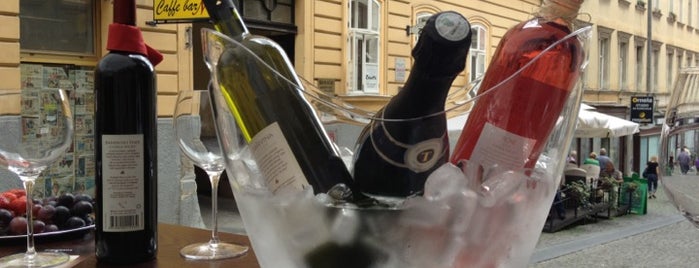 Wine Bar Basement is one of Lugares favoritos de Ilya.