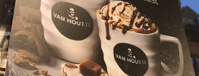 Café Bistro Van Houtte is one of Locais curtidos por Walid.
