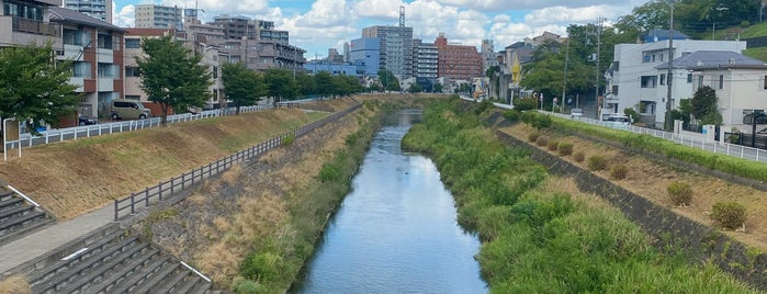 霞ヶ関橋 is one of 都下地区.