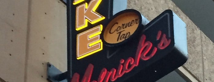 Jake Melnick's Corner Tap is one of Chicago (bars).