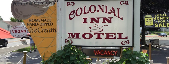 The Colonial Inn & Motel is one of Road Trip.