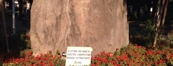 Zübeyde Hanım Anıt Mezarı is one of İzmir Gezilecek Yerler.