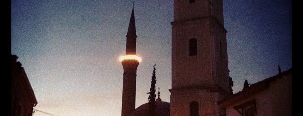 Yeni Mosque is one of Kyriaki'nin Beğendiği Mekanlar.
