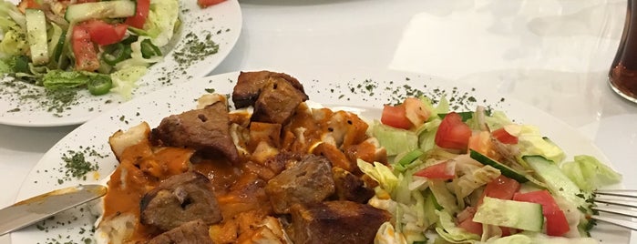 Mekan 12 Restaurant is one of Jens'in Beğendiği Mekanlar.