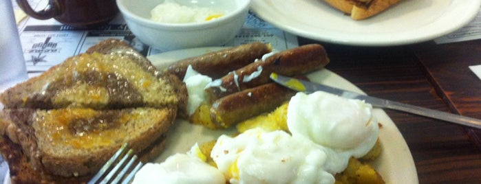 Louis Family Restaurant is one of PVD Brunch.