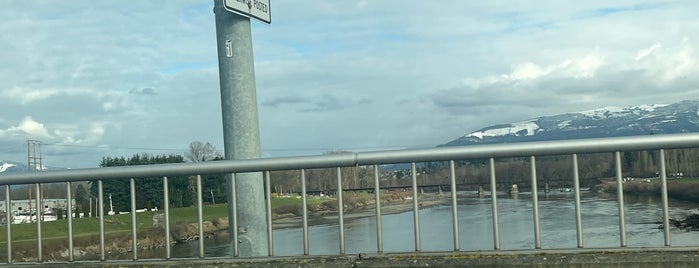 Skagit River is one of Posti che sono piaciuti a Emylee.