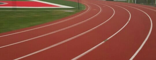 Fair Lawn HS Track is one of Guide to Fair Lawn's best spots.