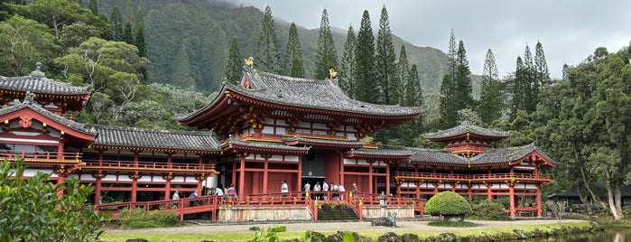 Byodo-In Temple is one of Oahu.