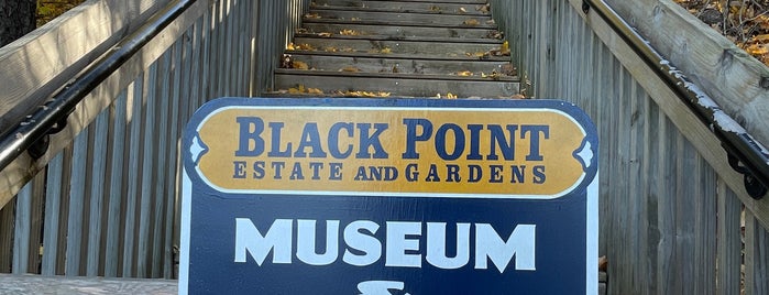 Black Point Mansion is one of WI.