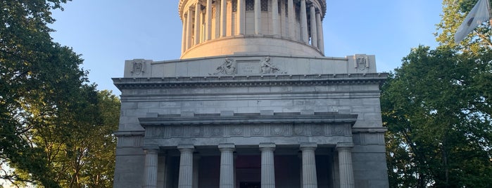 Grant's Tomb Visitor Center is one of Mariaさんの保存済みスポット.