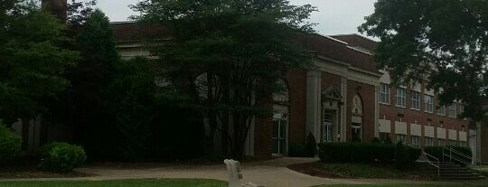 Lewisburg Area High School is one of Timothyさんのお気に入りスポット.