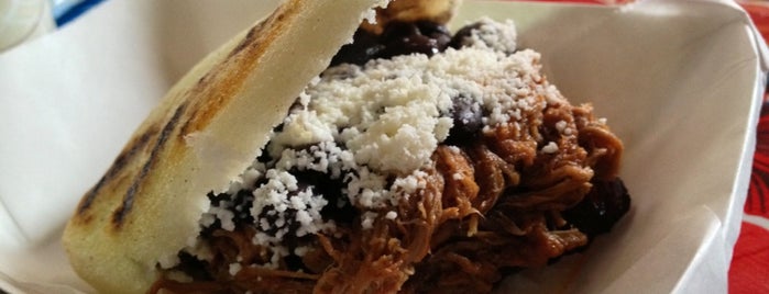 Caracas Arepa Bar is one of Bons plans NYC.