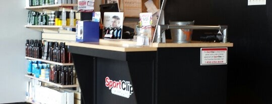 Sports Clips is one of Brettさんのお気に入りスポット.