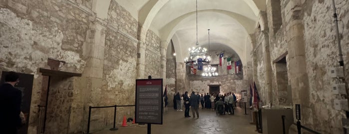 Fortress Alamo: The Key To Texas is one of Viaje a EEUU.
